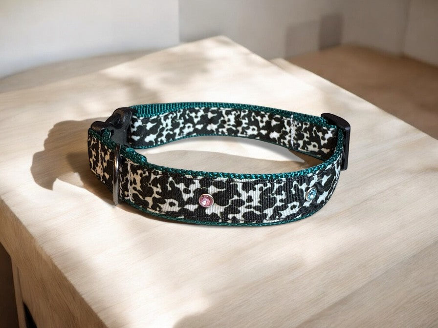 Everyday Cowprint collar